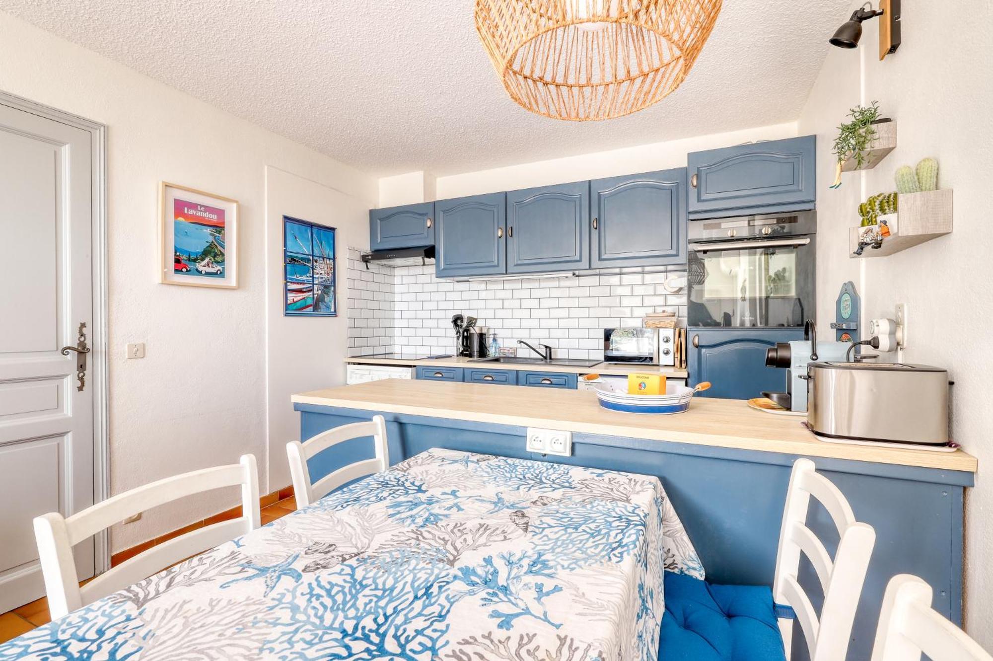 Exceptional View In Saint-Clair For 4 People Apartment Le Lavandou Bagian luar foto
