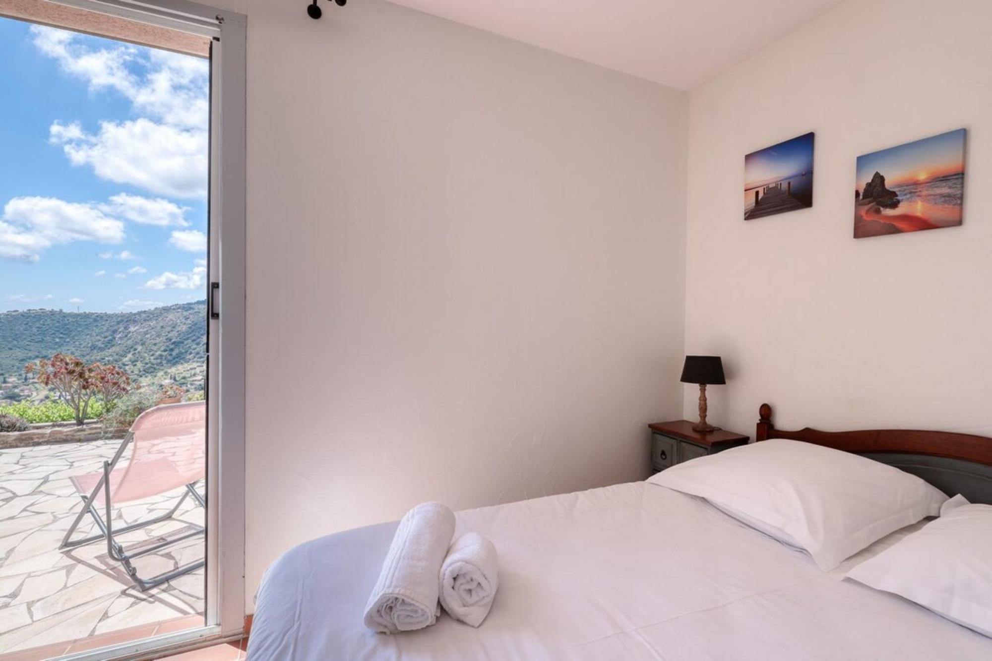 Exceptional View In Saint-Clair For 4 People Apartment Le Lavandou Bagian luar foto